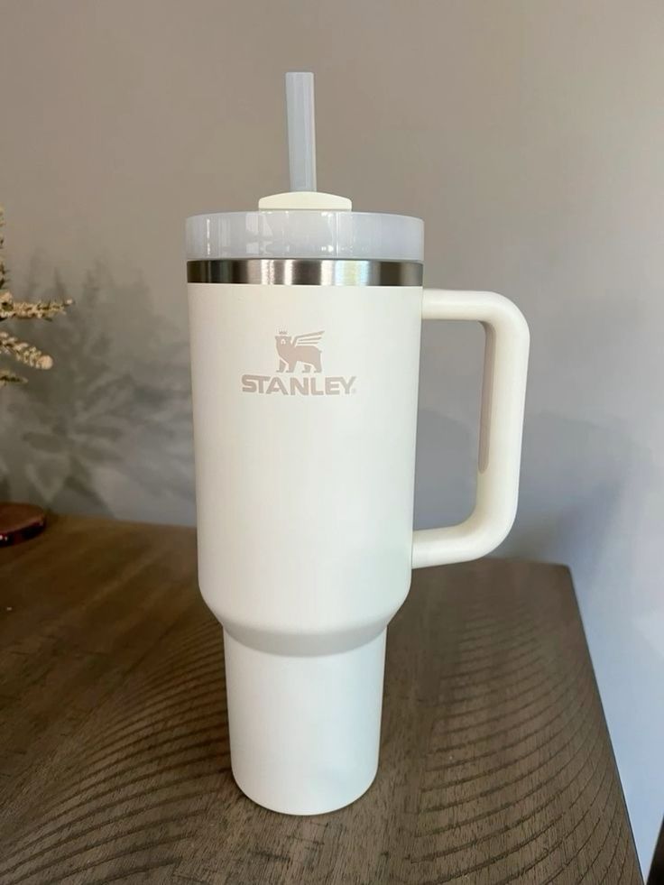 Stanely Tumbler 40OZ White